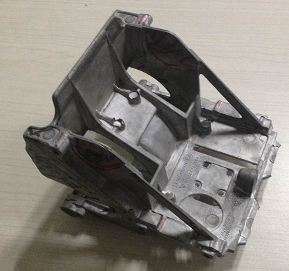 अच्छी कीमत Cast Magnesium Aluminum Auto Parts Metal Aluminum Connector ऑनलाइन